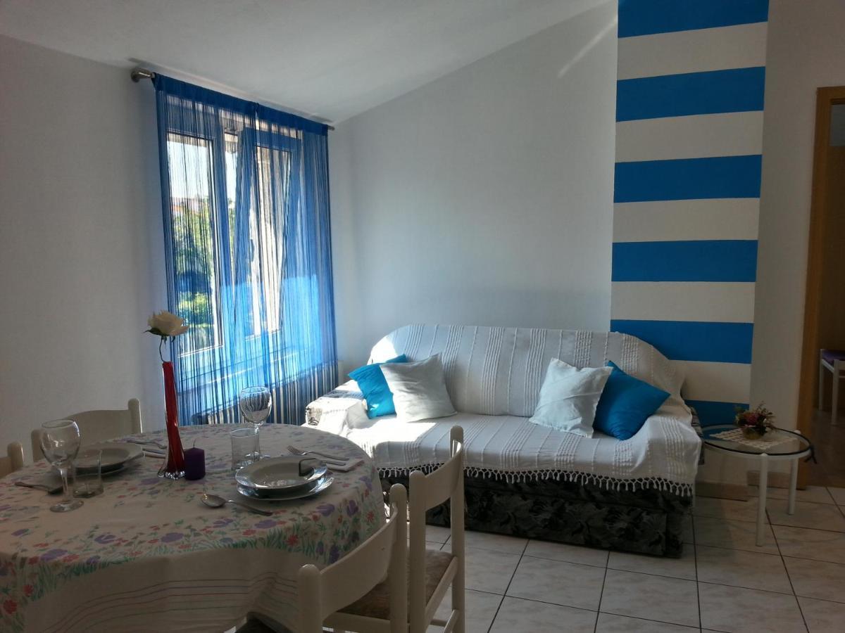 Apartmani Elena Malinska Buitenkant foto
